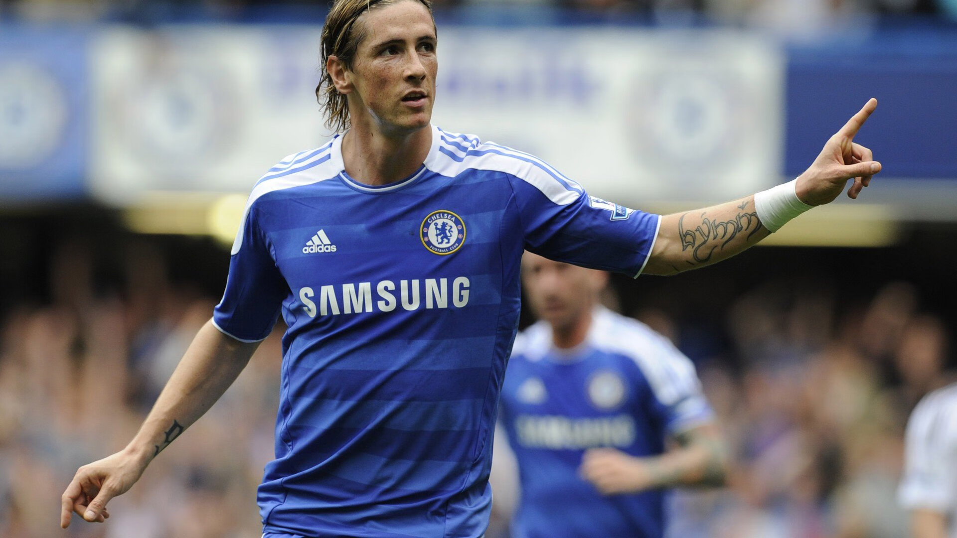 mk体育官网电脑版-伦敦马拉松纪录刷新，跑者创造历史，伦敦马拉松2021视频